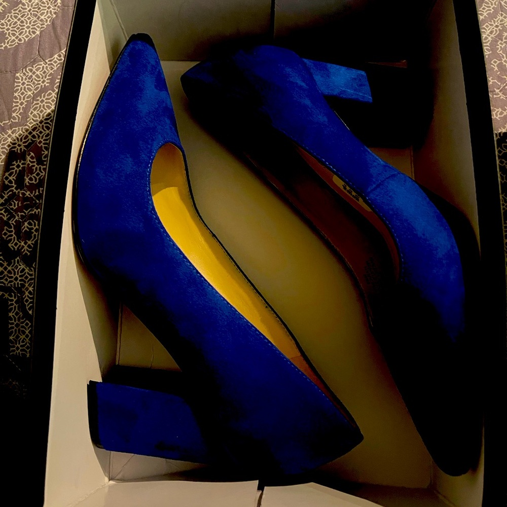 Nine west royal blue dress shoes